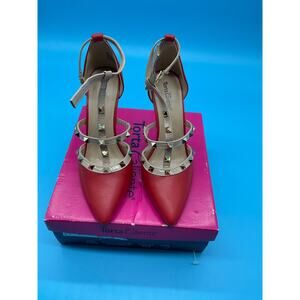 Torta Caliente 4" Heels Size 7M Red Strappy Gold Stud Detail NIB
